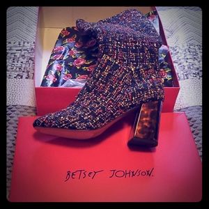 Betsy Johnson Multi Color Boots (9)
